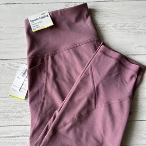 Old Navy Elevate Legging Crop L petite
